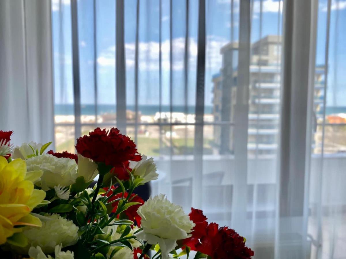Apartament Summerland Mamaia Nord Eksteriør billede
