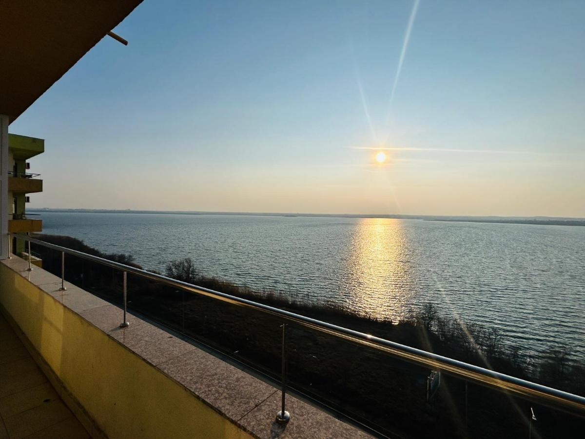 Apartament Summerland Mamaia Nord Eksteriør billede